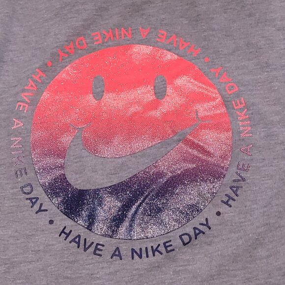 The Nike Tee Casual Short Sleeve Graphic T-Shirt Toddler Girls Size 2T Gray Pink - Picture 4 of 8